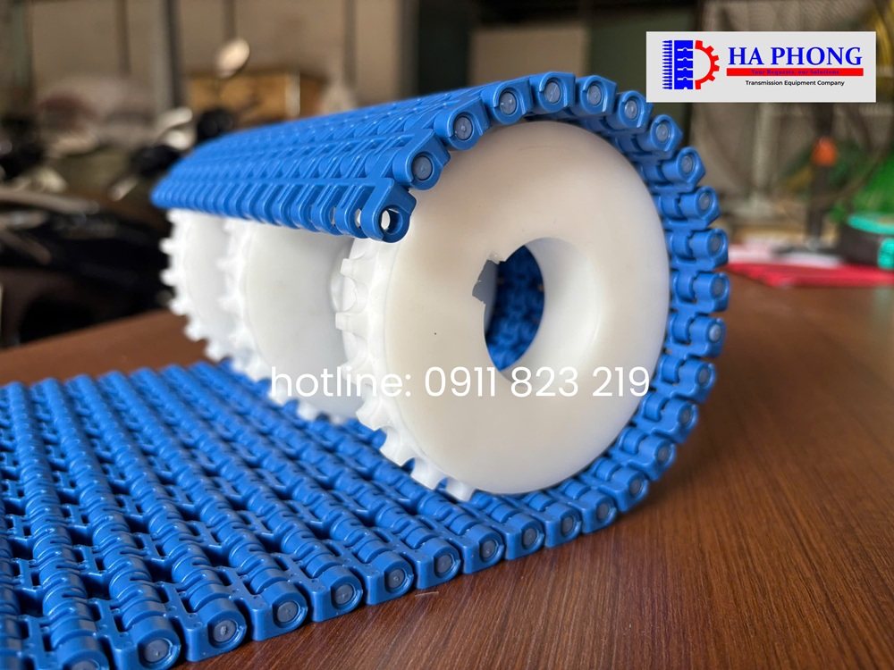 Băng tải nhựa Hongsbelt HS-1500B