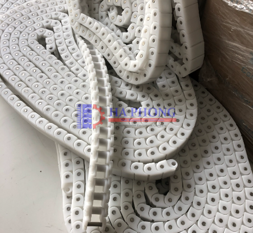 Băng tải xích nhựa Hongsbelt HS-40P-60P