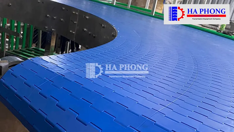 Băng tải ngành vận chuyển hàng hóa Logistic, kho