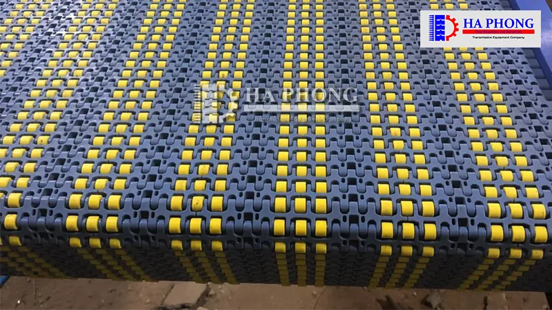 Băng tải nhựa Hong’s belt HS 3200C con lăn bề mặt Cấu tạo Hong’s Belt HS 3200C