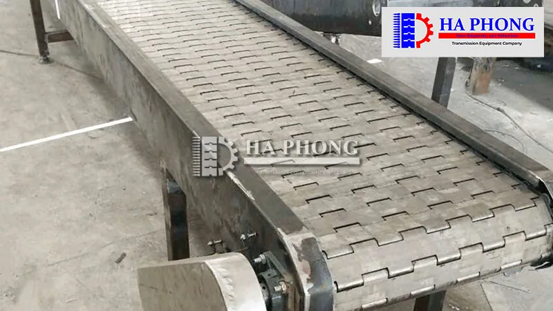 Băng tải xích tấm