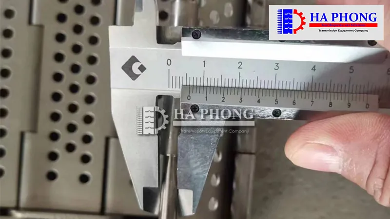 Bề mặt băng tải inox dạng tấm