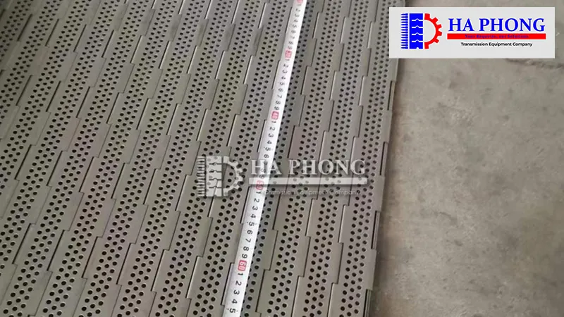 Cách lựa chọn băng tải Inox dạng tấm