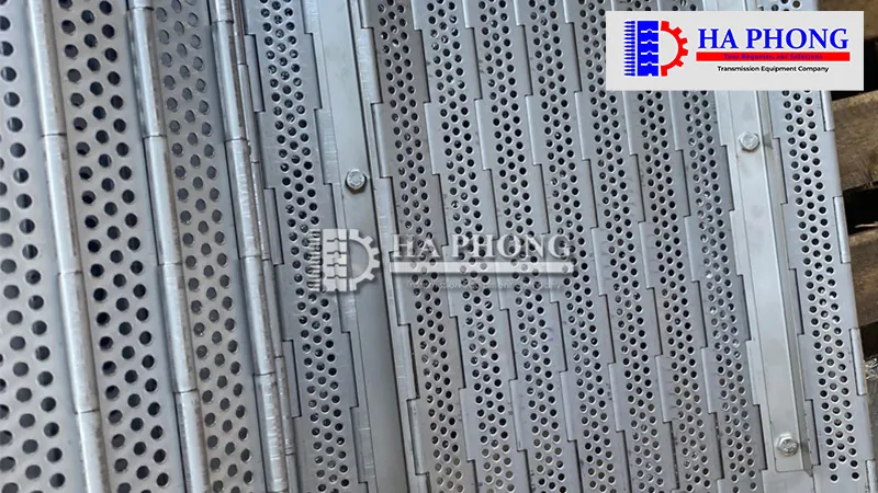 Băng tải xích tấm inox chất lượng