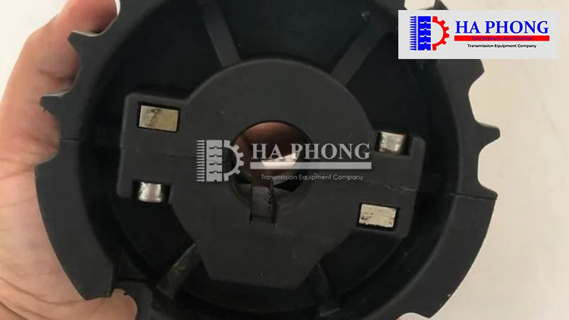 bánh răng xích nhựa