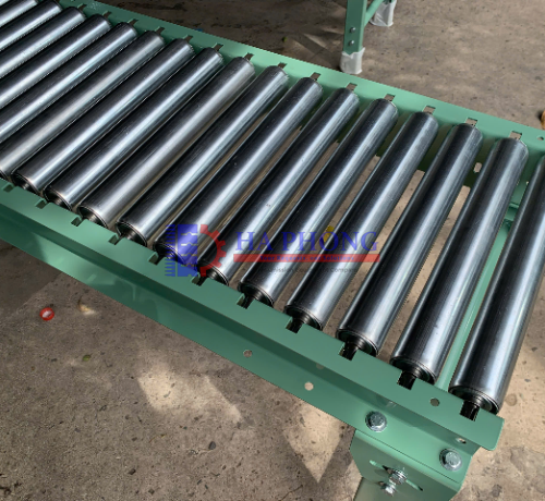 Con lăn băng tải mini là gì? Cấu tạo, ưu điểm và ứng dụng trong sản xuất