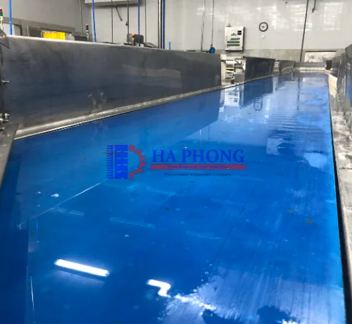 Băng tải PU đồng nhất nối bản lề nhựa