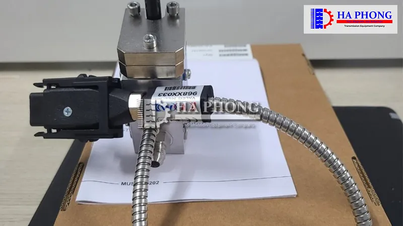 Các dòng súng máy bắn keo Valco Melton bangtaihaphong cac dong sung ban keo valco melton 3
