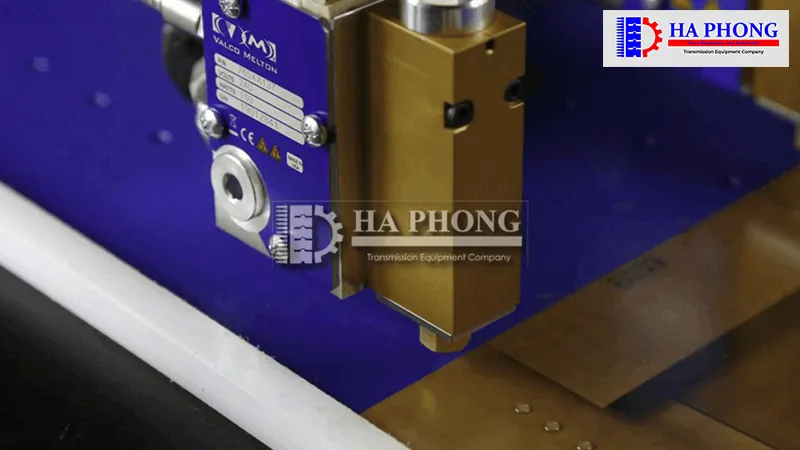 Các dòng súng máy bắn keo Valco Melton bangtaihaphong sung ban keo dien ecostitch valco melton
