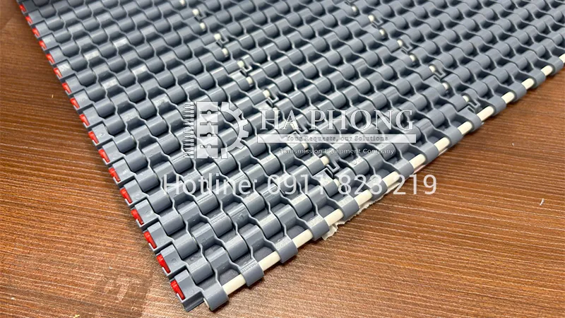 Mặt dưới băng tải nhựa Movex 520