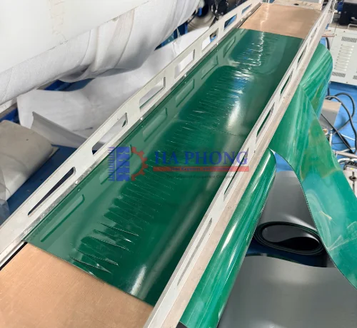 Lắp đặt băng tải PVC