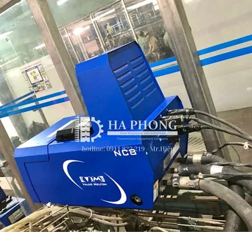  Lắp đặt máy phun keo Valco Melton