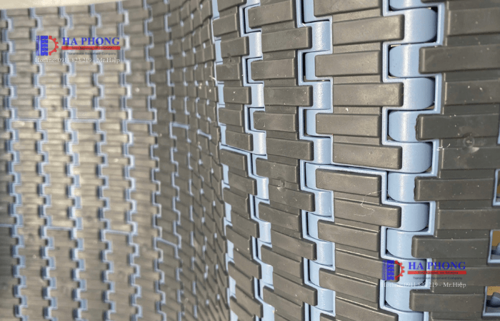 Băng tải nhựa phủ cao su Movex Series 551 Grip Top Băng tải nhựa phủ cao su Movex Series 551 Grip Top