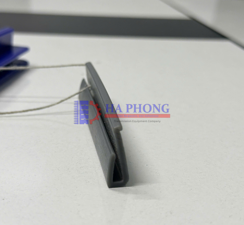 Tổng hợp các loại nẹp nhựa băng tải thông dụng