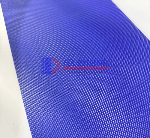 Băng tải PVC trơn 2.8mm bề mặt caro